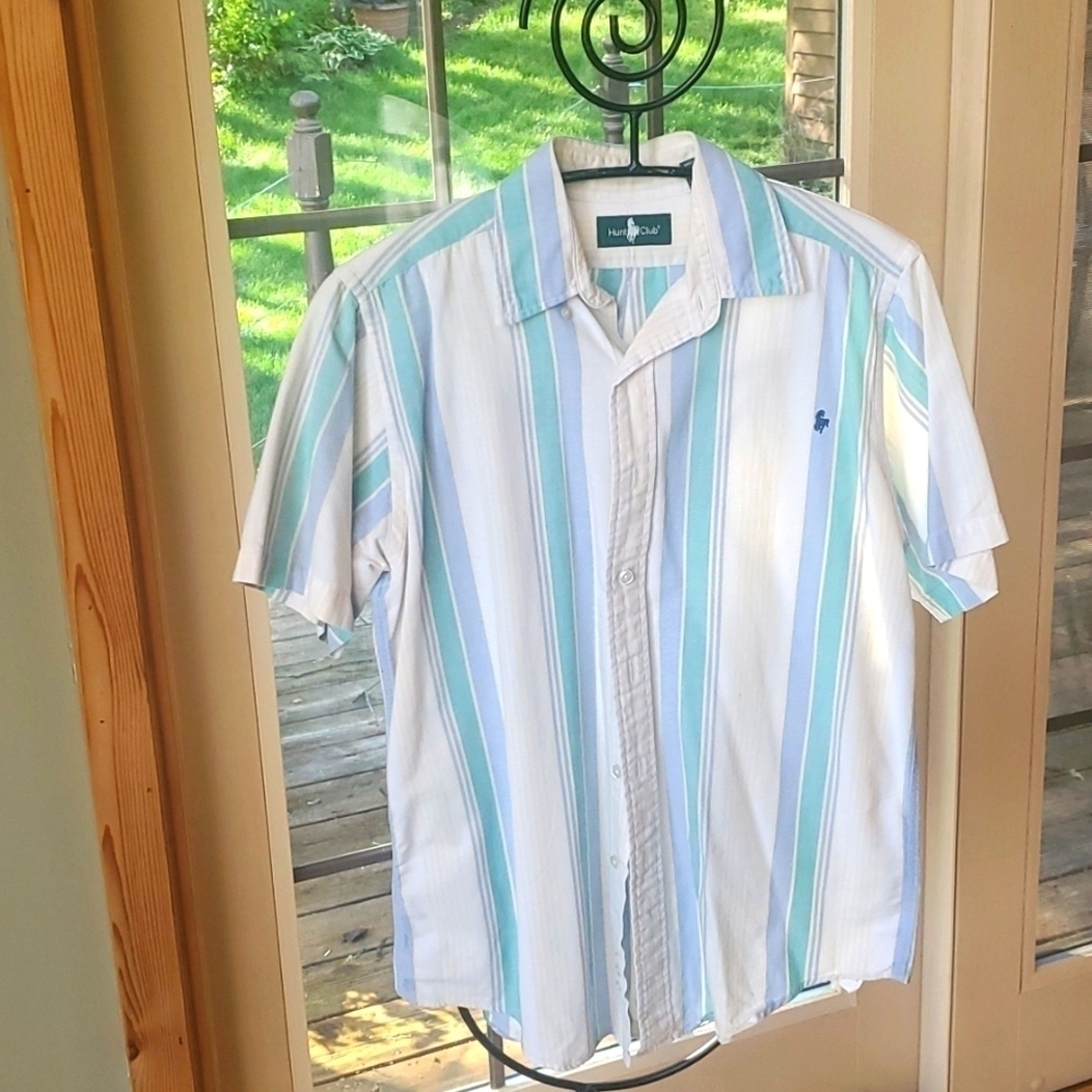 Hunt Club Logo Short Sleeve Casual Button-Down Sz. M (15-15.5) Shirt